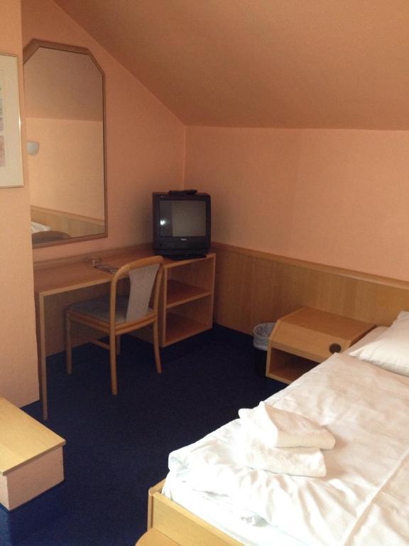 A1 Raststaette & Motel Hamburg-Stillhorn Habitación foto